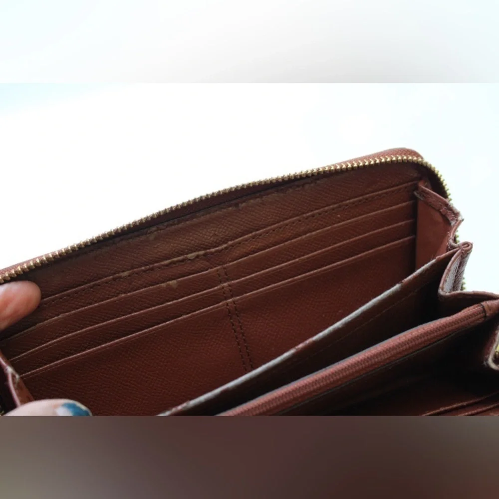 Coach accordion zip wallet